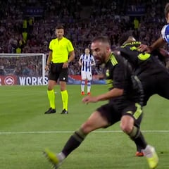 Iturralde: “Es penalti de Militao”