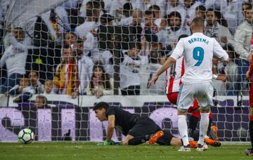 Cristiano Ronaldo marcó el 4-1 al rechace de un disparo de Benzema.







