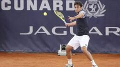 Almagro y Montañes, a los octavos de Kitzbuhel