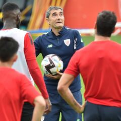 El Athletic se sumerge en las fiestas de Bilbao