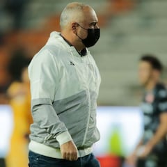 Guillermo Vázquez es cesado como técnico del Necaxa