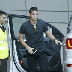 James niega el interés por comprar un equipo colombiano