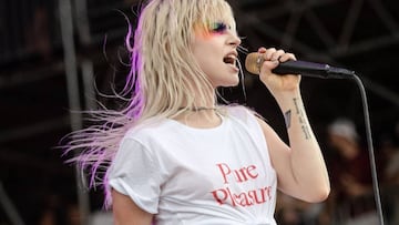 Hayley Williams de Paramore en el Bonnaroo Music &amp; Arts Festival, en Manchester, Tennessee. Junio 8, 2018.