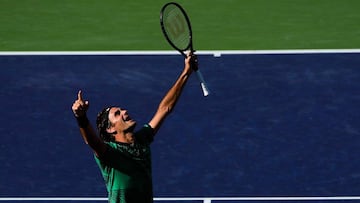 El tenista suizo Roger Federer celebra su triunfo en Indian Wells.