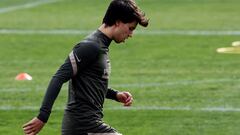 João empieza de cero