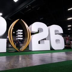 A 16-team College Football Playoffs? Big Ten, SEC split on proposals