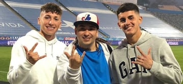 Cristofebril comparte con Luciano Arriagada y Bruno Gutiérrez, dos futbolistas de proyección de Colo Colo, en San Carlos de Apoquindo.