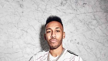 ¿Cuál es el significado de la polémica nueva camiseta del Arsenal?