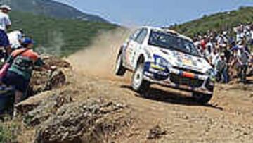 Carlos Sainz no ha podido recortar muchas distancias, a pesar del abandono de Makinen.