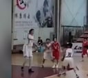 14 años, 2,25 metros de altura y hace esto en la final china: alucinen con esta niña