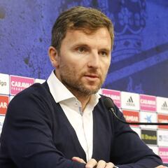 Lalo oficializa a Lucas Alcaraz como nuevo entrenador