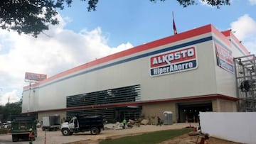 La cadena de almacenes Alkosto tiene una bodega de remates con descuentos en electrodomésticos hasta del 70 %. Foto: Página web - Alkosto