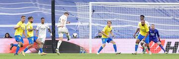 Golpeo de Kroos que se convirtió en el 2-0 ante el Cádiz.