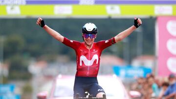 Van Vleuten celebra su victoria en la segunda etapa de la Ceratizit Challenge by La Vuelta.