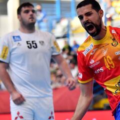 Los Hispanos sufren para batir por cuatro goles a Austria
