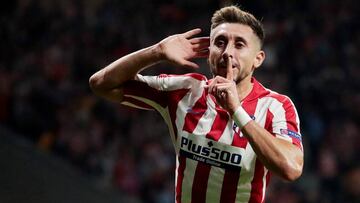Héctor Herrera celebra su gol con el Atlético.