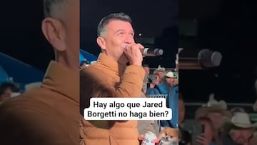 Jared Borgetti se avienta palomazo con la Banda El Recodo y sorprendió a todos con su voz