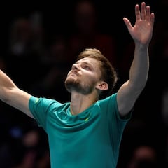 Sorpresón: Goffin gana a Federer y jugará la final del Masters