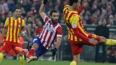 Arda Turan se exhibió delante de su gran ídolo Andrés Iniesta