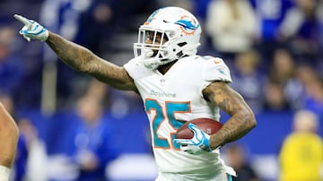 Cornerback de Miami Dolphins 75.2 millones de dólares hasta 2025