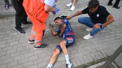 Terrible caída de Landa en la primera etapa del Giro