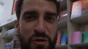 Acude a una biblioteca en Corea del Norte y lo que encuentra podría estar en el hogar de cada español: “Lo habrán comprado”