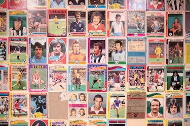 Colección de cromos en las paredes de Taggy’s.
