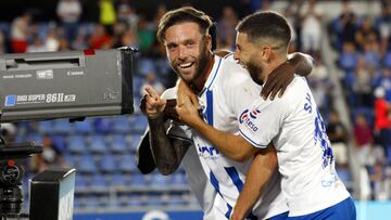 24/08/22 PARTIDO SEGUNDA DIVISION
CD TENERIFE - UD LUGO
JOSE ANGEL , AUTOR DEL GOL ALEGRIA
Y SHASHOUA
