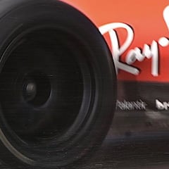 Carlos Sainz participa en el test de Pirelli y Ferrari en Jerez