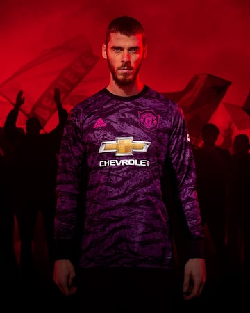 El jersey adidas conmemorativo de Manchester United, en imágenes