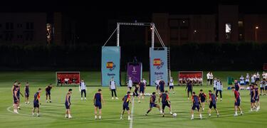 La selección española, con Luis Enrique a la cabeza, se ha entrenado para preparar los últimos detalles del duelo frente a Alemania.