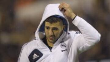 Benzema se fue lesionado de Balaídos en el 31' y su rostro reflejó el dolor del contratiempo.