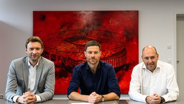 Xabi Alonso renueva