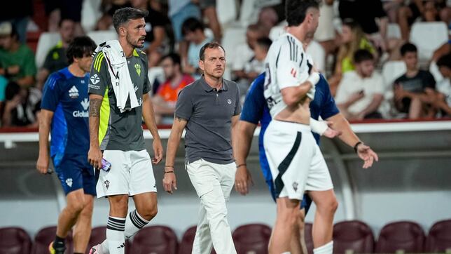 González: “El Huesca es un rival sólido, hace las cosas muy bien”