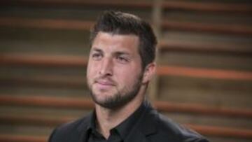Tim Tebow, nuevo quarterback de los Eagles.