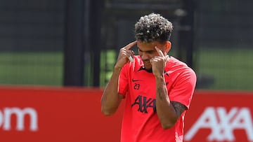 Luis Díaz en un entrenamiento de Liverpool.