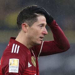 Kahn aparece como obstáculo en el caso Lewandowski-Real Madrid