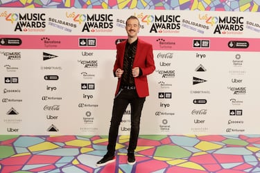 El presentador Jesús Taltavull posa en el photocall de Los40 Music Awards.