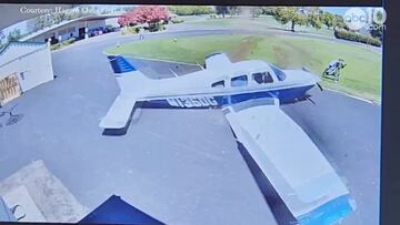 Pilot survives crash landing on Sacramento golf green; golfer narrowly escapes harm