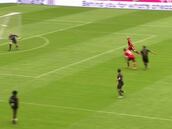 El tremendo golazo de una leyenda del Bayern y Depor con 40 kg más