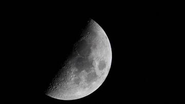 Durante el mes de julio, se producirán hasta cuatro fases lunares. La Luna del Ciervo, la más relevante, ya que compone la fase de luna llena en el séptimo mes del año.
 
 Pictured: GV,General View
 Ref: SPL520400