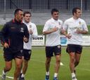 Los internacionales entrenan en solitario de cara a su debut