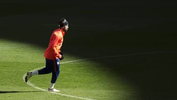 Diego Costa, en un entrenamiento del Atl&eacute;tico de Madrid. 