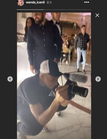 Kylian Mbappé fotografiando al hijo de Mauro y Wanda Icardi.