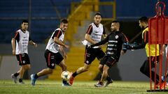 Las tres opciones que baraja Rueda para reemplazar a Alexis