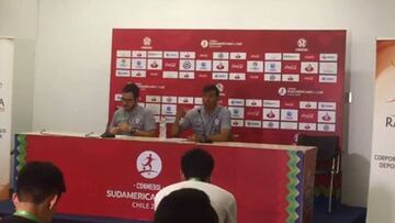 Los elogios de Héctor Robles a su nueva dupla de ataque