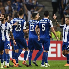 El Oporto celebra el título con una victoria ante el Feirense