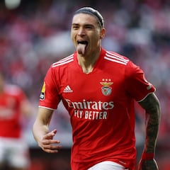 Liverpool reach agreement to sign Darwin Núñez from Benfica for €100m