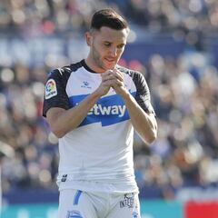 Nervios en el Alavés por el interés del Villarreal por Lucas Pérez