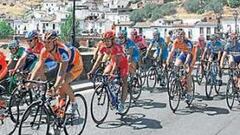 La UCI pretende quitarle una semana a la Vuelta